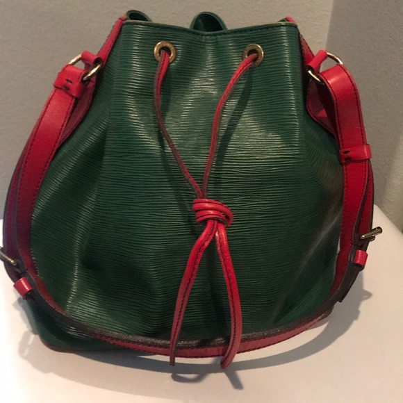 Authentic vintage Louis Vuitton Epi Noe - Picture 3 of 7